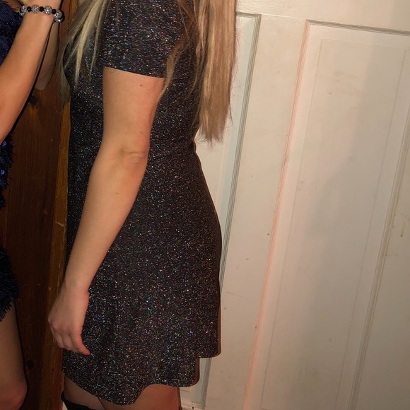 Black dress with multicolor sparkles - Picture 5 of 5